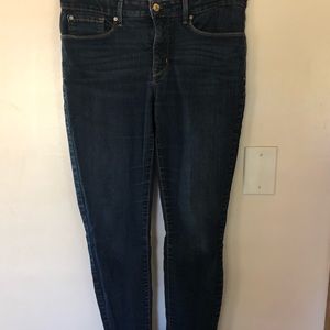 Women’s skinny jeans